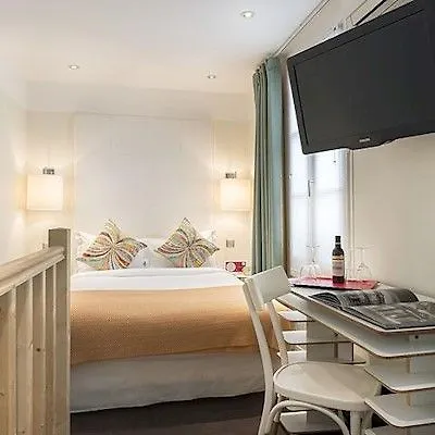 Hotel Le Placide Saint-Germain Des Pres Paris 4*,
